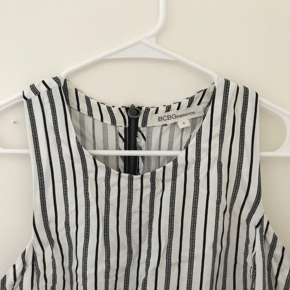 BCBG Striped Tank - Picture 2 of 2